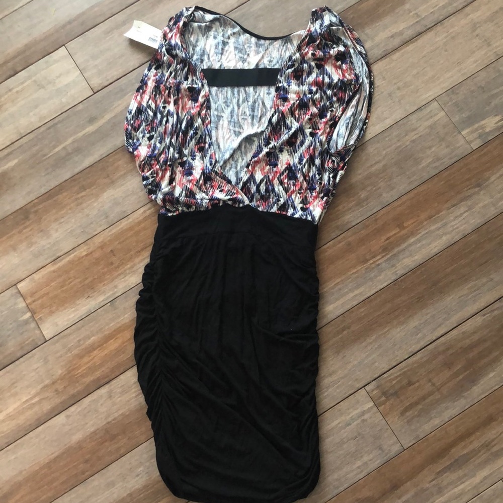 Dress - Picture 4 of 4